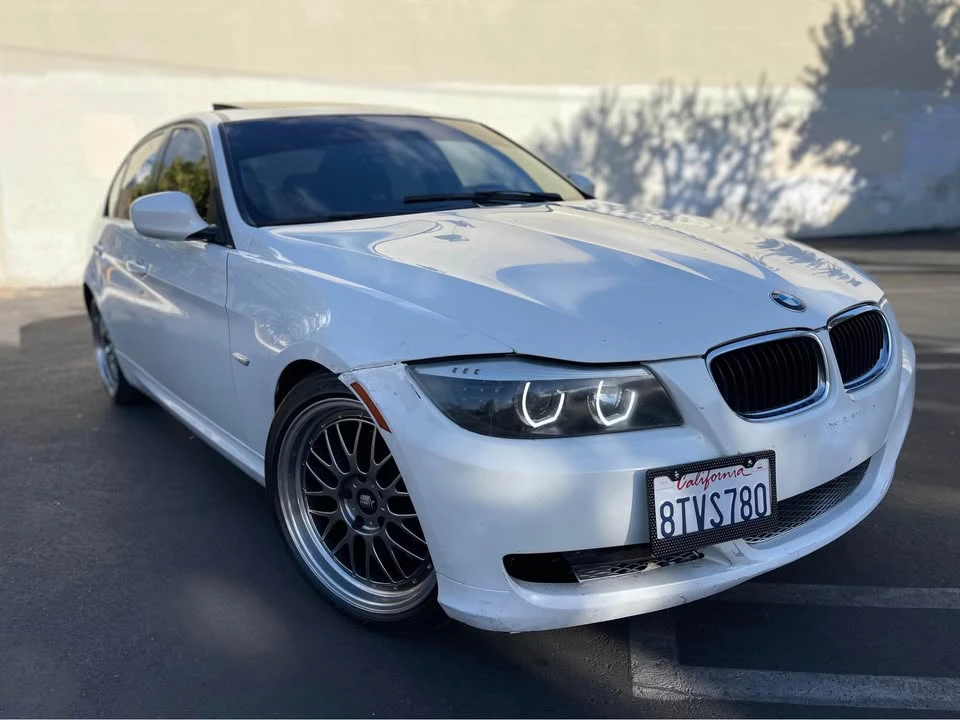 2011 BMW E90 3 Series Sedan - Image 2 of 16
