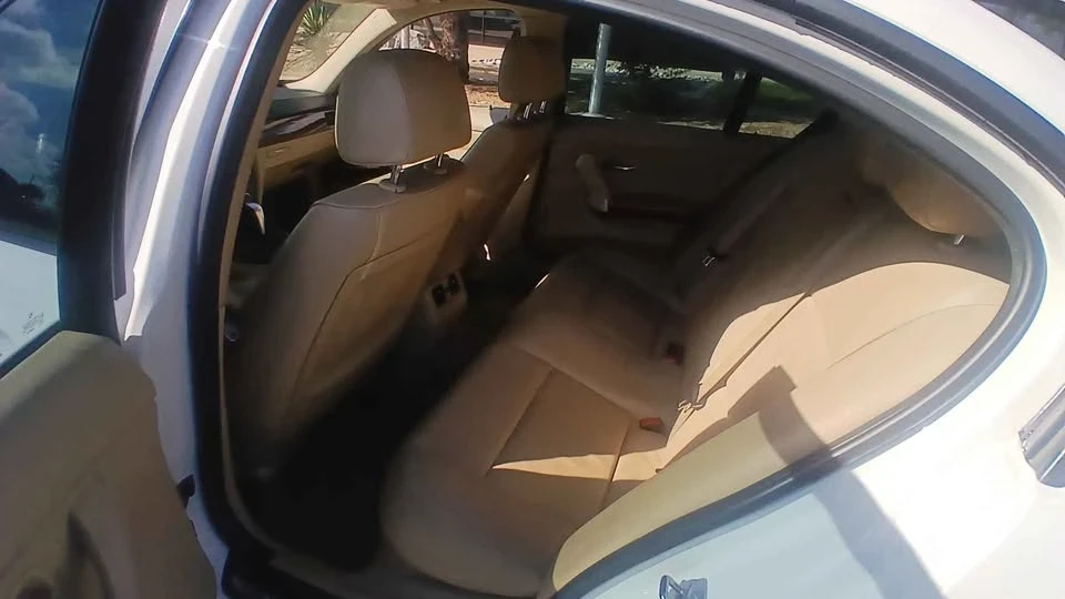 2011 BMW E90 3 Series Sedan - Image 11 of 17