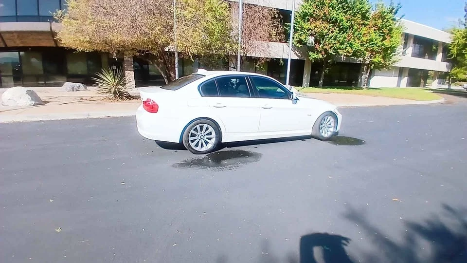 2011 BMW E90 3 Series Sedan - Image 5 of 17