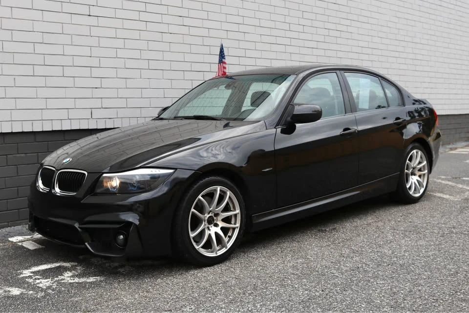2011 BMW E90 3 Series Sedan - Image 2 of 19