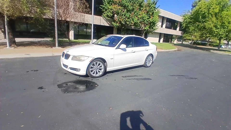 2011 BMW E90 3 Series Sedan - Image 9 of 17