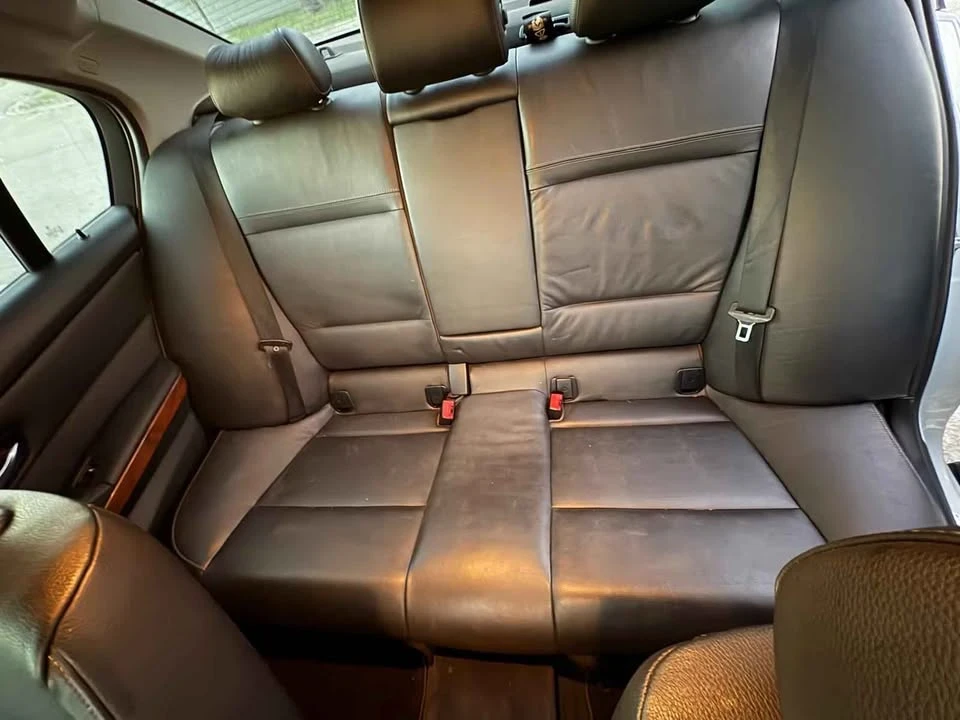 2011 BMW E90 3 Series Sedan - Image 11 of 11