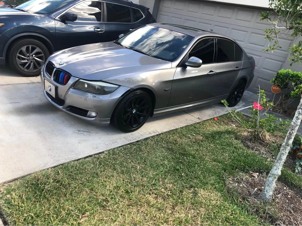 2011 BMW E90 3 Series Sedan - Image 4 of 11
