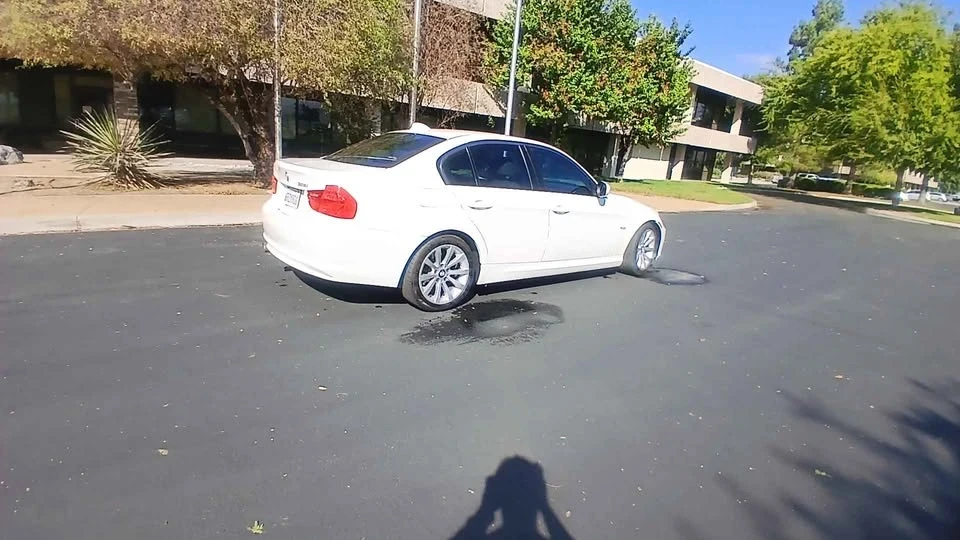 2011 BMW E90 3 Series Sedan - Image 3 of 17