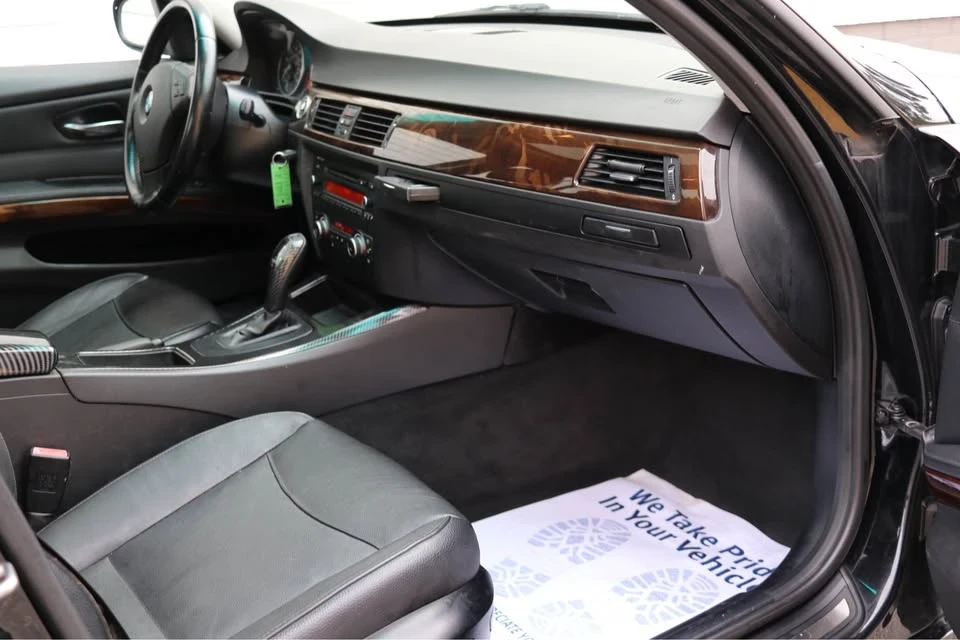 2011 BMW E90 3 Series Sedan - Image 11 of 19