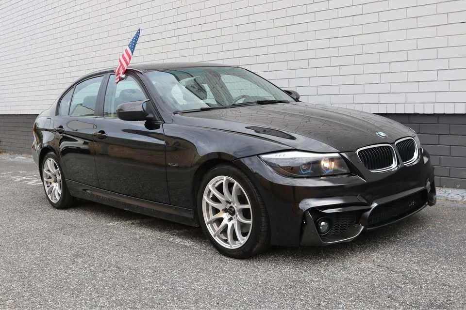 2011 BMW E90 3 Series Sedan - Image 8 of 19