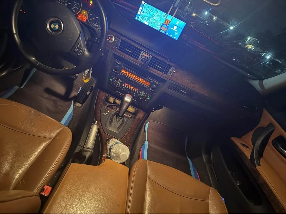 2011 BMW E90 3 Series Sedan - Image 6 of 6
