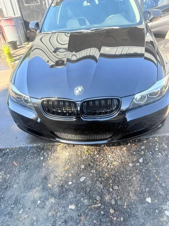 2011 BMW E90 3 Series Sedan - Image 2 of 8
