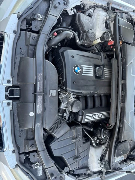 2011 BMW E90 3 Series Sedan - Image 7 of 7