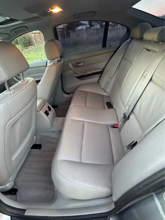 2011 BMW E90 3 Series Sedan - Image 10 of 13