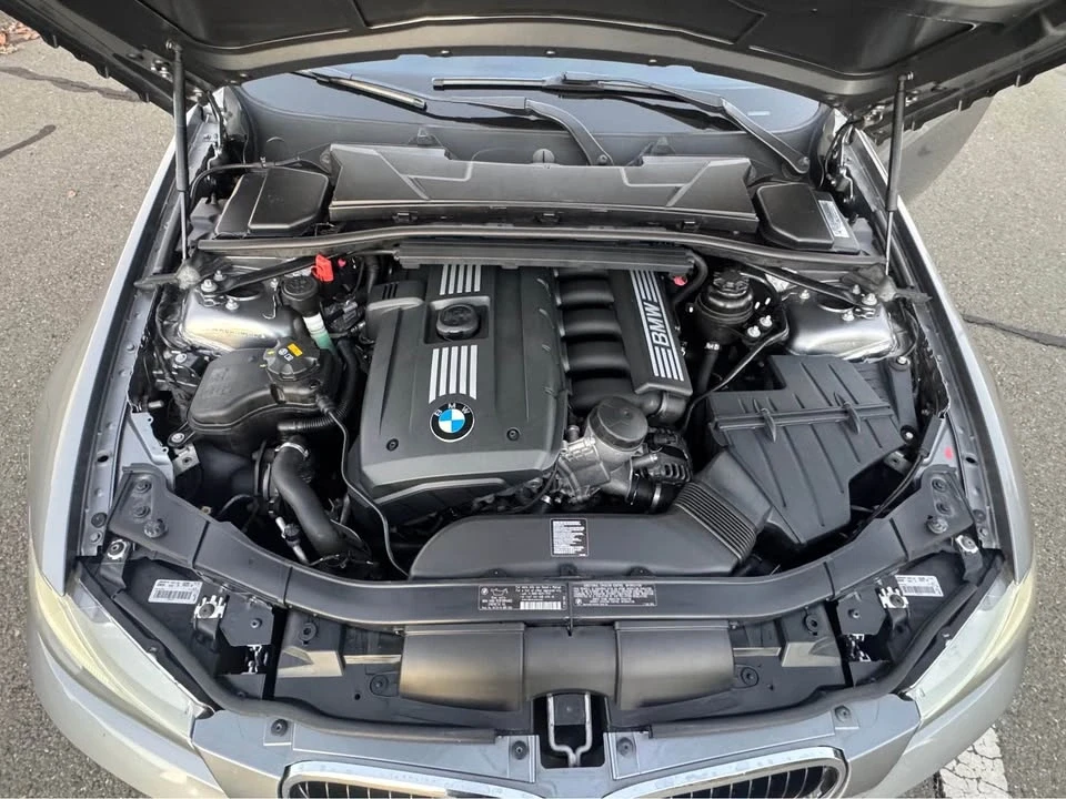 2011 BMW E90 3 Series Sedan - Image 13 of 13