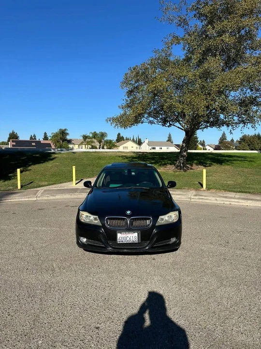 2011 BMW E90 3 Series Sedan - Image 16 of 16