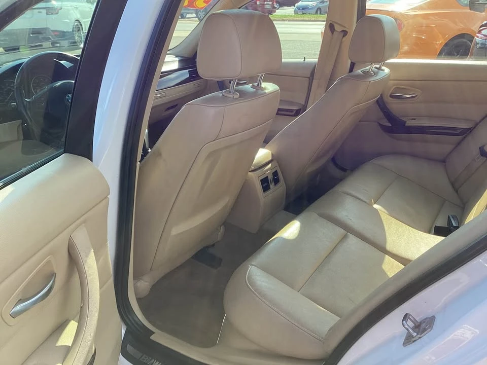 2011 BMW E90 3 Series Sedan - Image 5 of 7