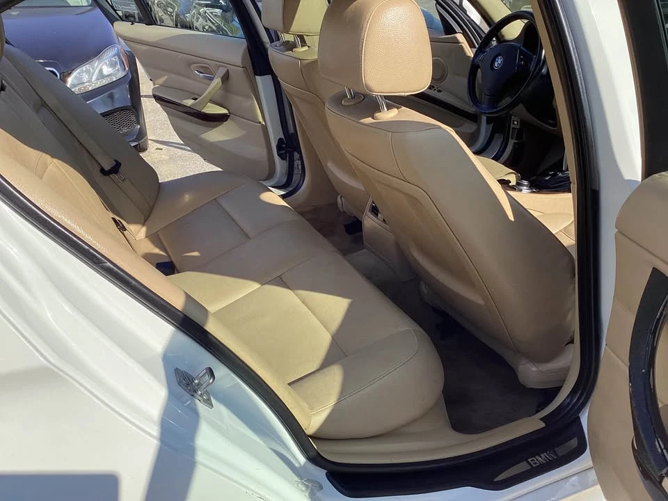 2011 BMW E90 3 Series Sedan - Image 7 of 7