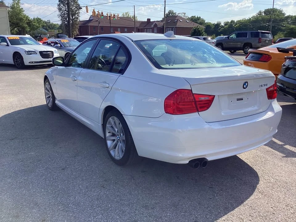 2011 BMW E90 3 Series Sedan - Image 3 of 7