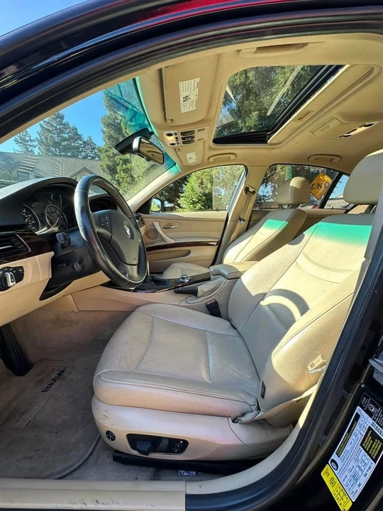 2011 BMW E90 3 Series Sedan - Image 10 of 16