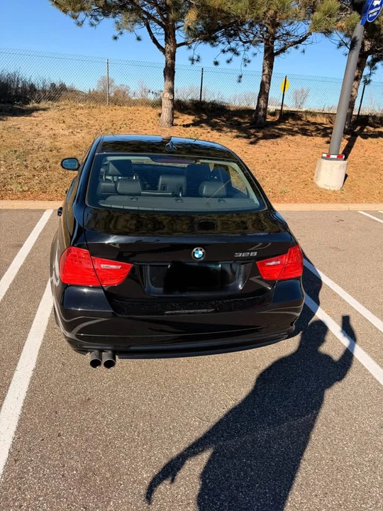 2011 BMW E90 3 Series Sedan - Image 3 of 6