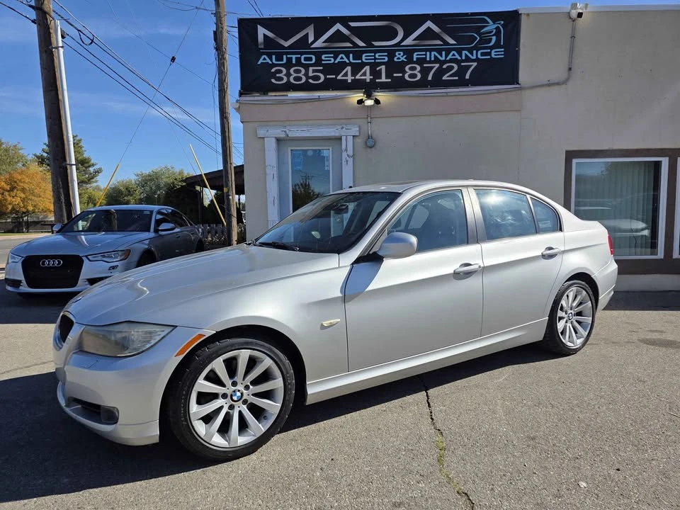 2011 BMW E90 3 Series Sedan - Image 2 of 11