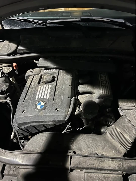 2011 BMW E90 3 Series Sedan - Image 13 of 13