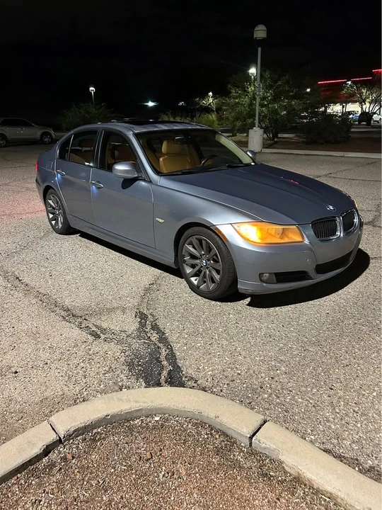 2011 BMW E90 3 Series Sedan - Image 8 of 13