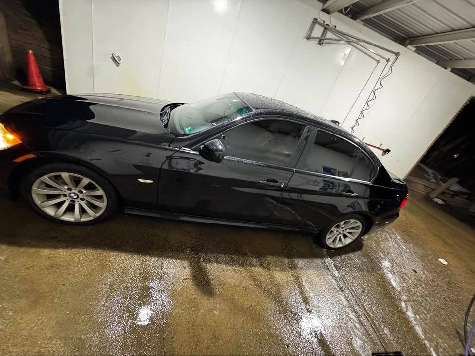 2011 BMW E90 3 Series Sedan - Image 3 of 6