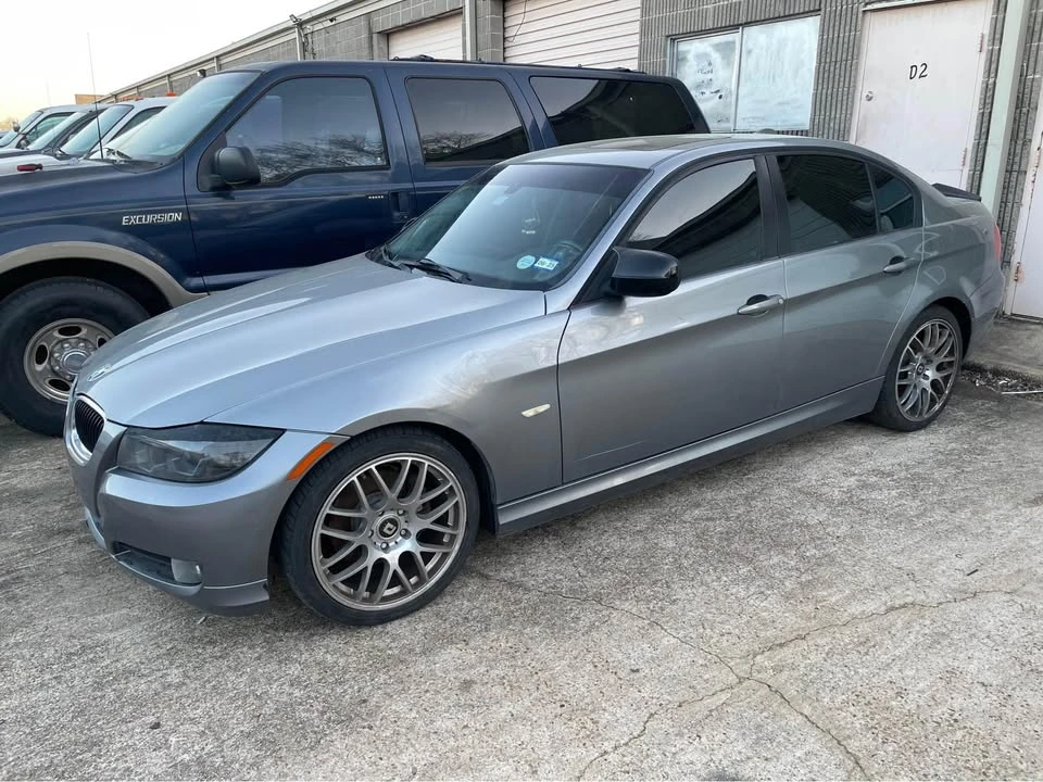 2011 BMW E90 3 Series Sedan - Image 10 of 10
