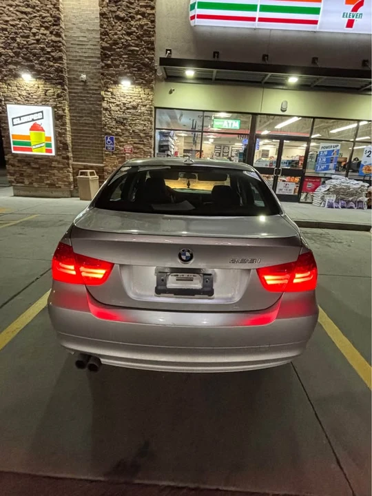 2011 BMW E90 3 Series Sedan - Image 3 of 12