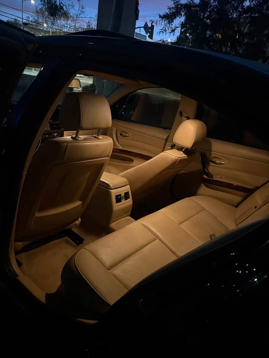 2011 BMW E90 3 Series Sedan - Image 6 of 6