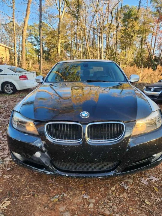 2011 BMW E90 3 Series Sedan - Image 14 of 19