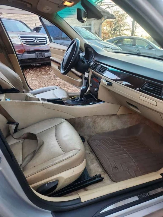 2011 BMW E90 3 Series Sedan - Image 2 of 19
