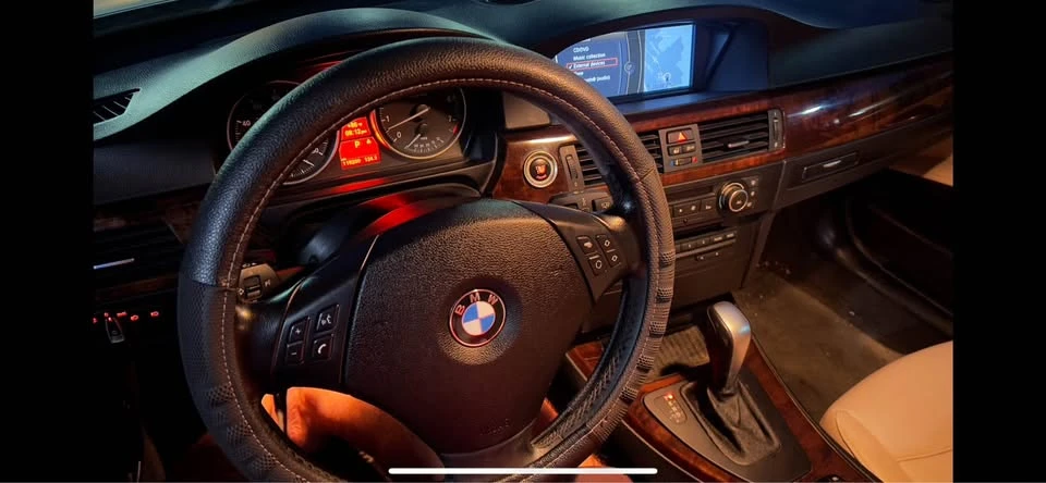 2011 BMW E90 3 Series Sedan - Image 20 of 20