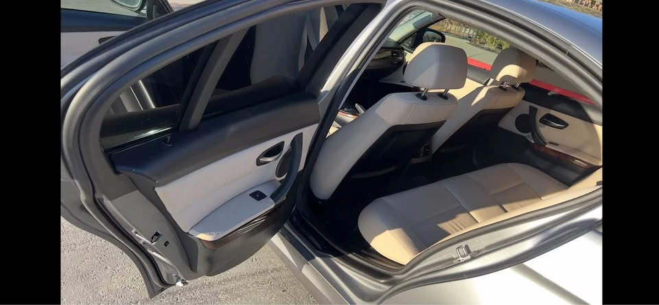 2011 BMW E90 3 Series Sedan - Image 16 of 20