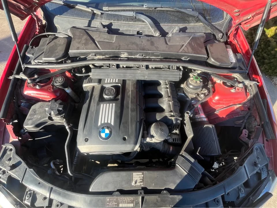 2011 BMW E90 3 Series Sedan - Image 4 of 8