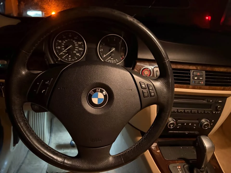 2011 BMW E90 3 Series Sedan - Image 8 of 8