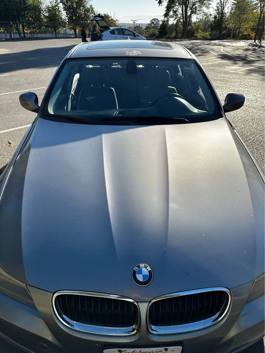 2011 BMW E90 3 Series Sedan - Image 14 of 20
