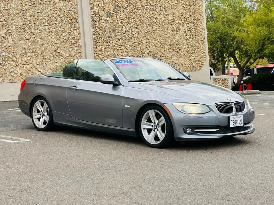 2011 BMW E90 3 Series Sedan - Image 2 of 20