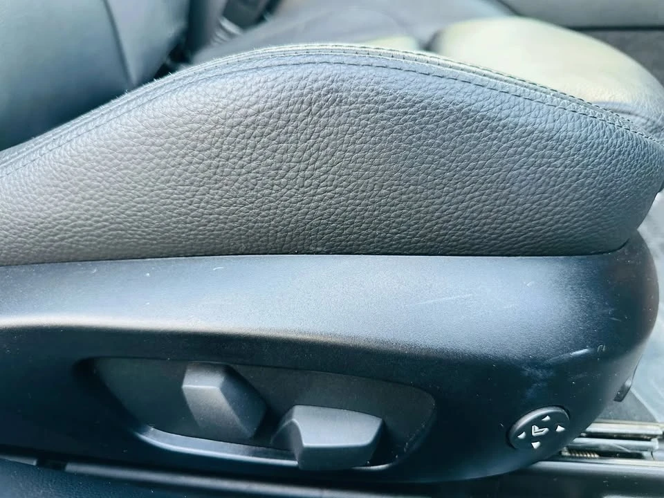 2011 BMW E90 3 Series Sedan - Image 8 of 20
