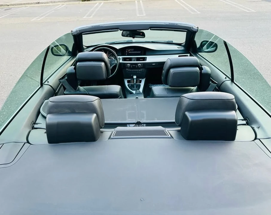 2011 BMW E90 3 Series Sedan - Image 11 of 20
