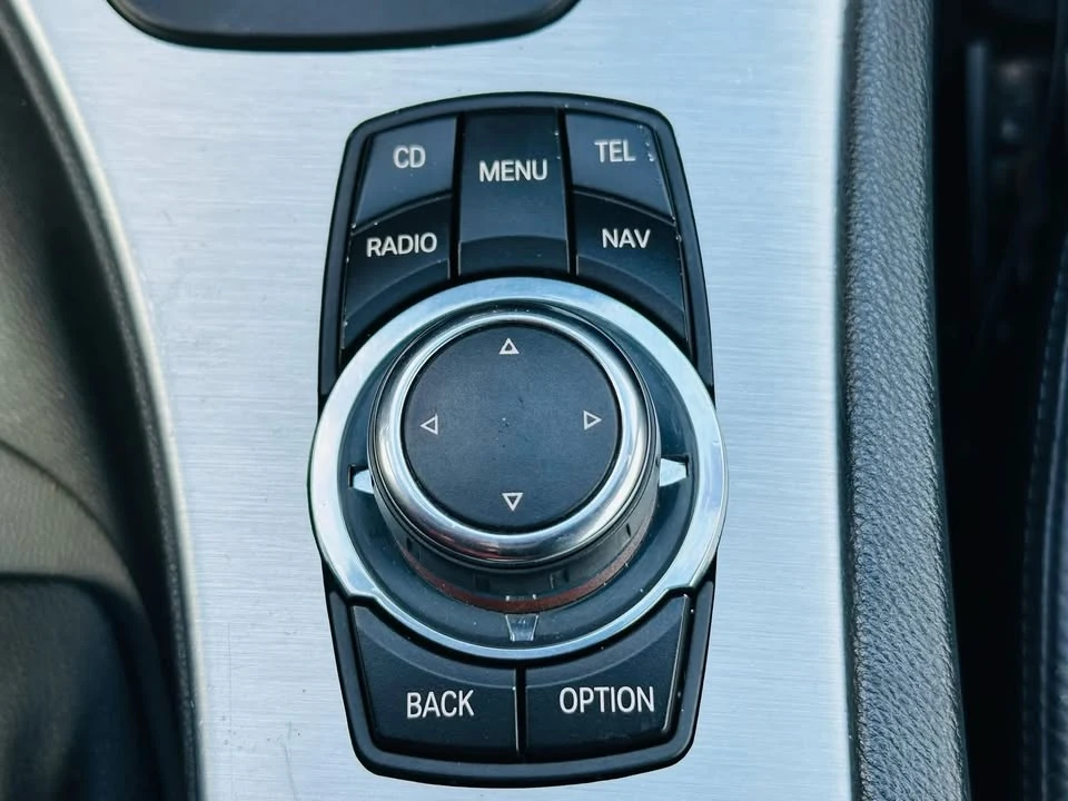 2011 BMW E90 3 Series Sedan - Image 16 of 20