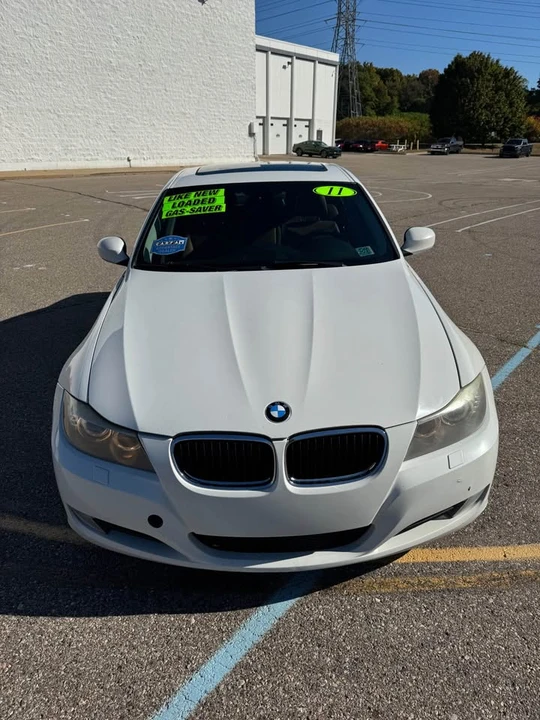 2011 BMW E90 3 Series Sedan - Image 2 of 9