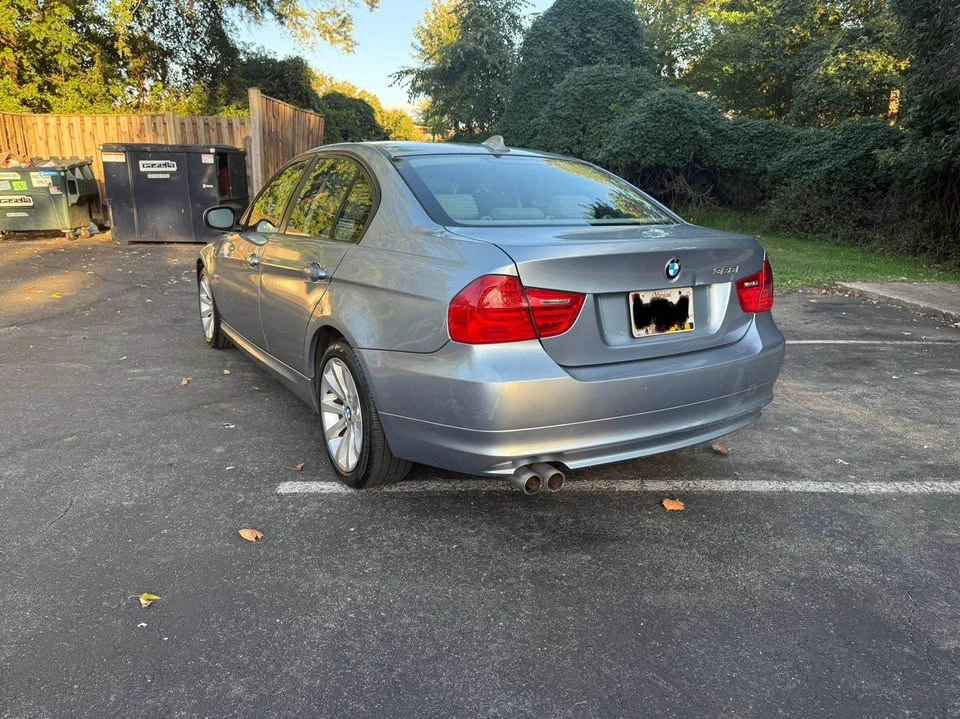 2011 BMW E90 3 Series Sedan - Image 7 of 13