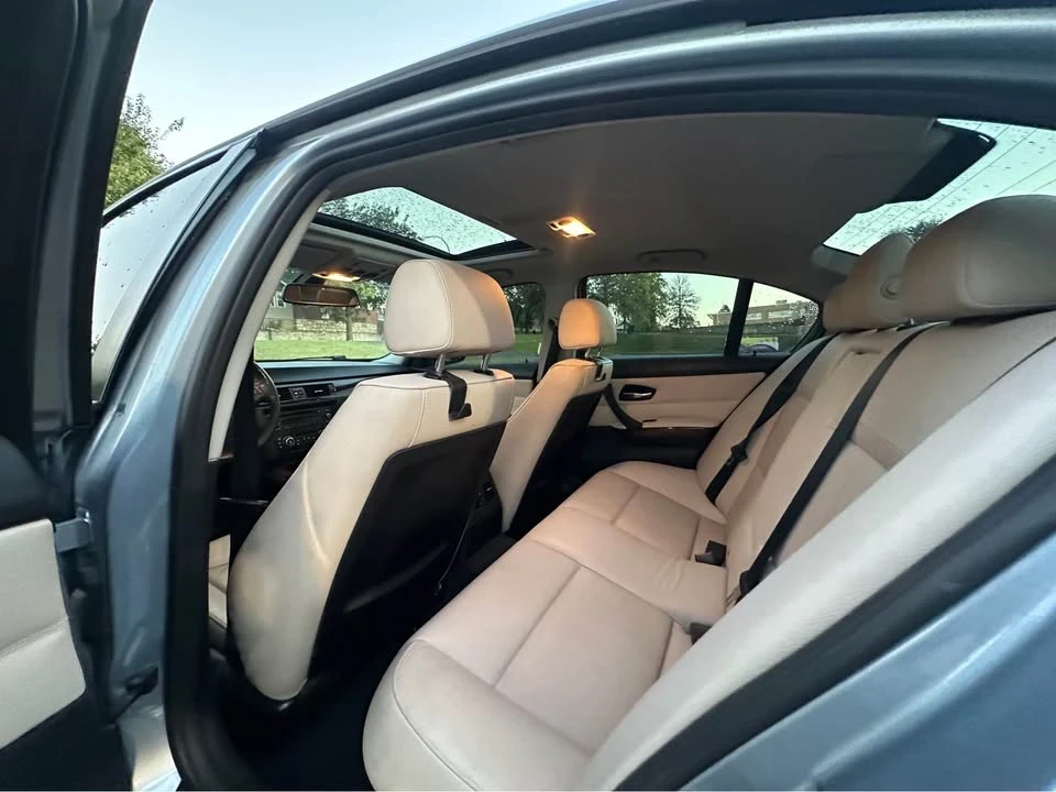 2011 BMW E90 3 Series Sedan - Image 9 of 9