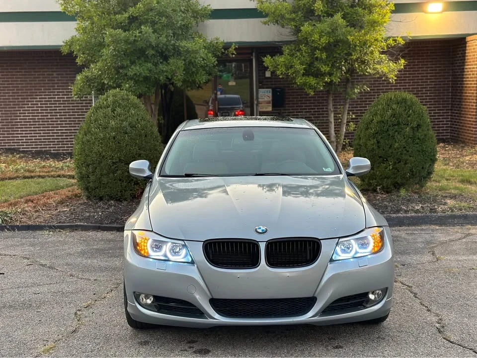2011 BMW E90 3 Series Sedan - Image 6 of 9