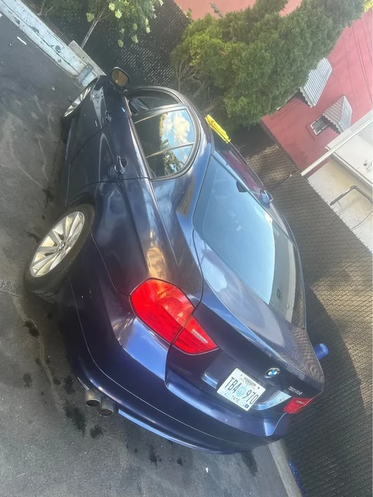 2011 BMW E90 3 Series Sedan - Image 3 of 16
