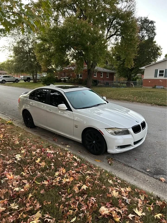 2011 BMW E90 3 Series Sedan - Image 7 of 7