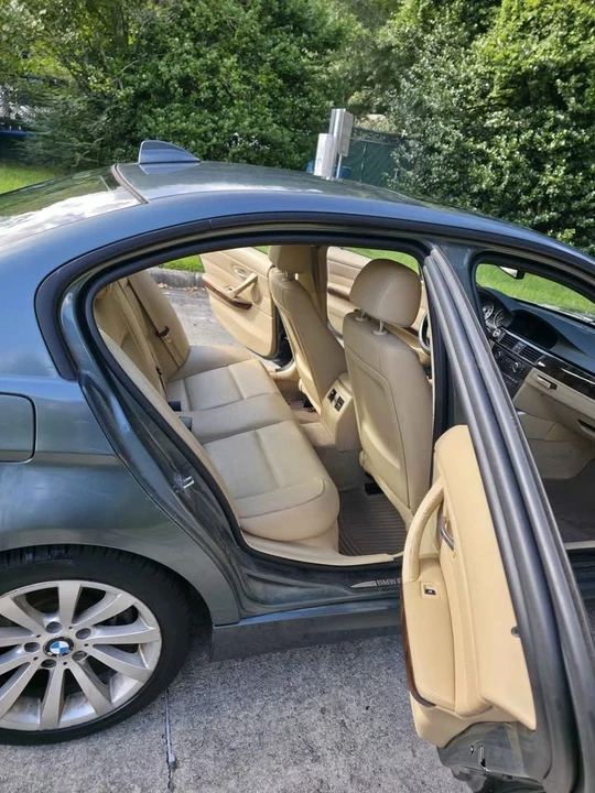 2011 BMW E90 3 Series Sedan - Image 6 of 17