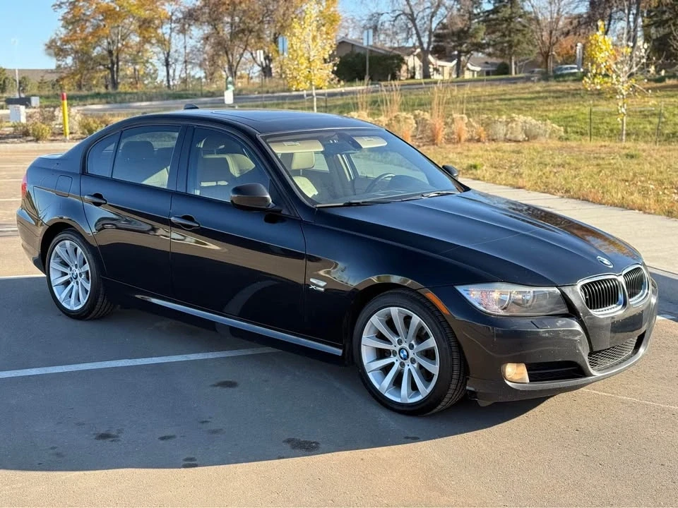 2011 BMW E90 3 Series Sedan - Image 2 of 12