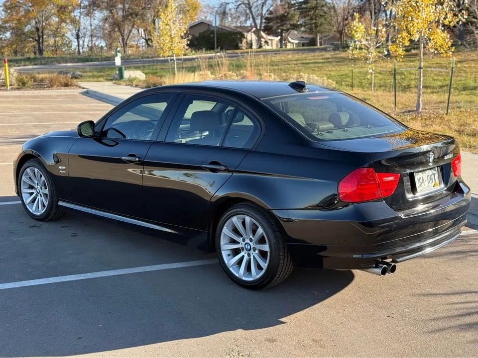 2011 BMW E90 3 Series Sedan - Image 4 of 12