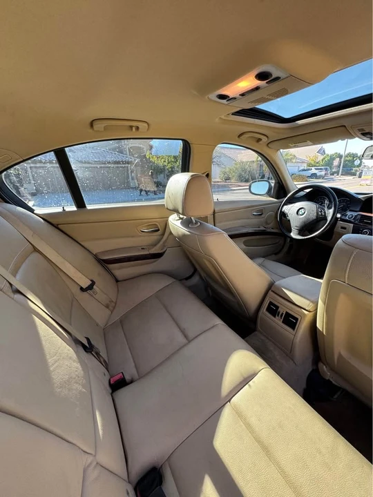 2011 BMW E90 3 Series Sedan - Image 3 of 20
