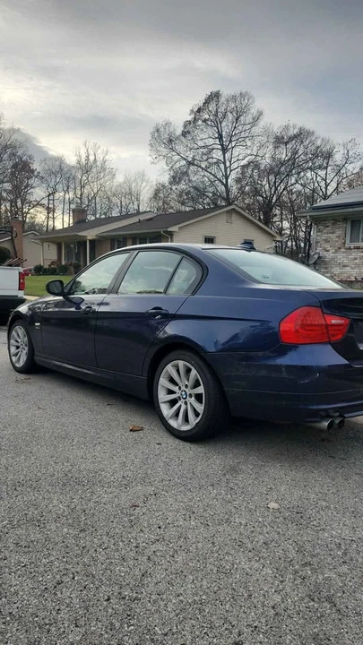 2011 BMW E90 3 Series Sedan - Image 2 of 8